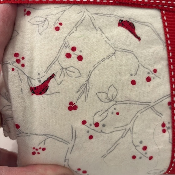 CHARTER CLUB Flannel pajama Set, NWT. Sweet cardinal design. Size XL. - Picture 3 of 3